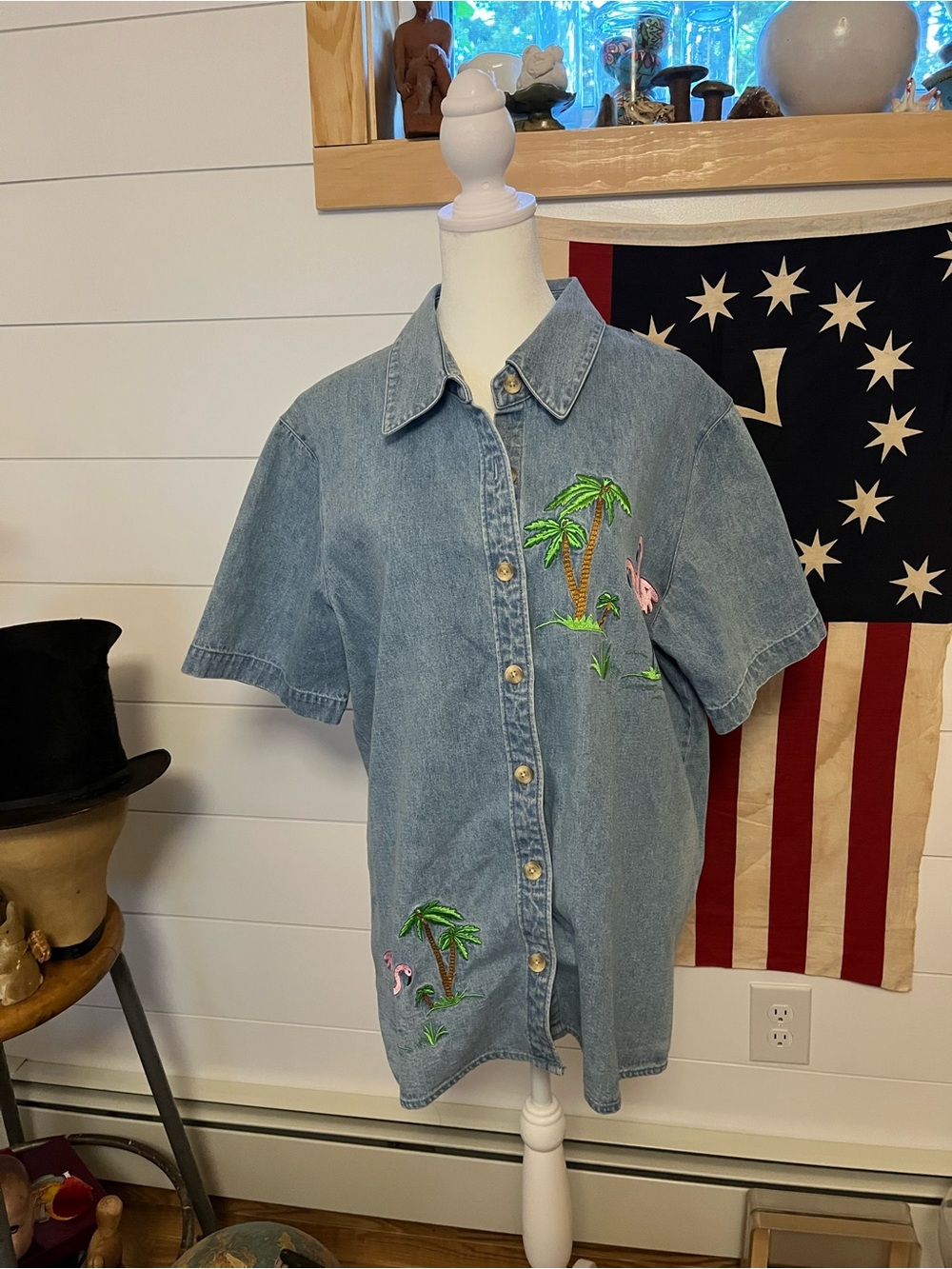 Denim Short-Sleeve Button-Up Shirt with Embroidered Palm & Flamingo - Blue